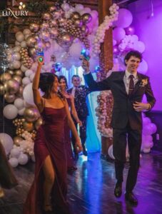 Luxury Balloon Decor - Balloon artist in Vancouver - Vancouver Page Local Guide